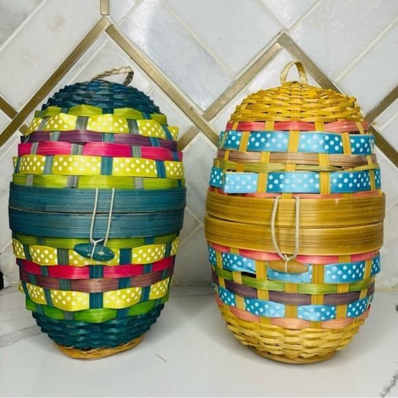 2 vintage woven jute reed closing egg basket Easter decoration - Picture 1 of 4
